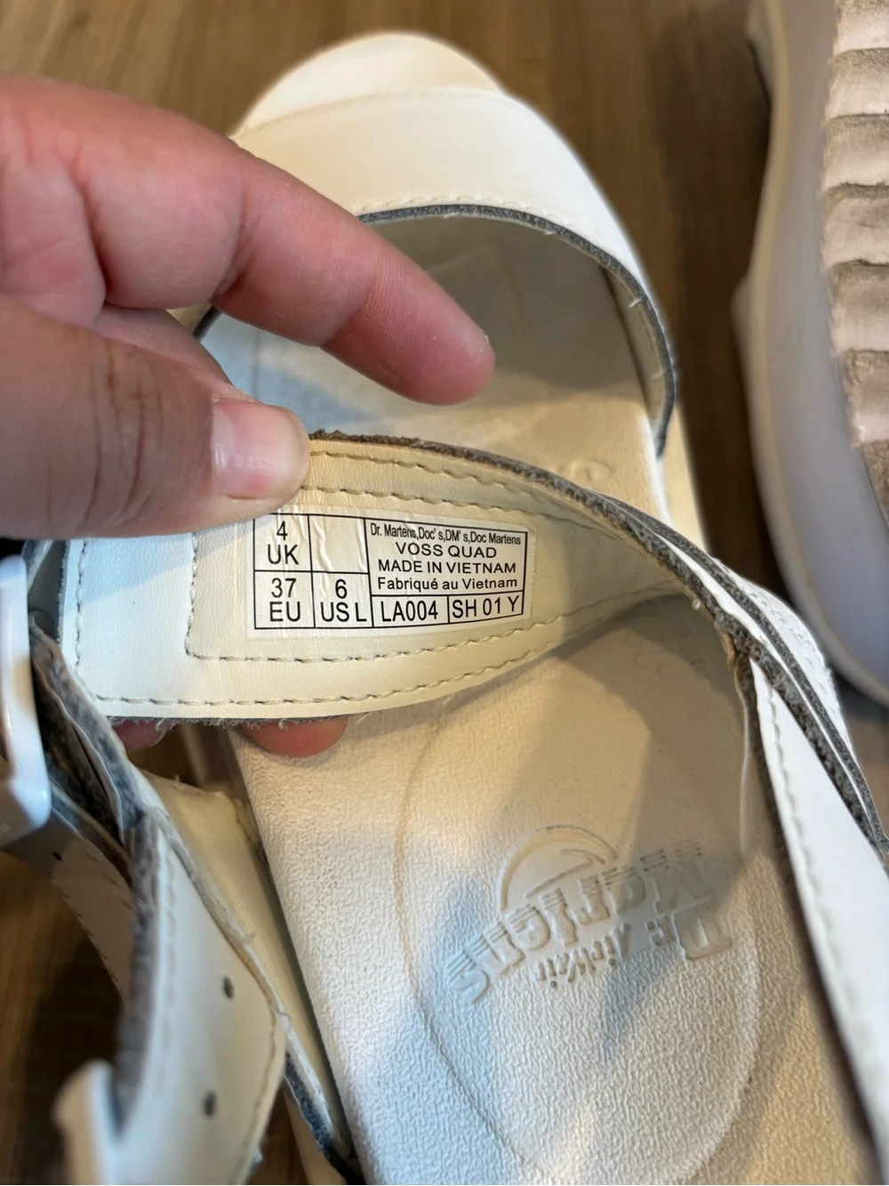 Dr. Martens Women's US 6 Voss Quad Leather Strap Platform Sandals White Chunky